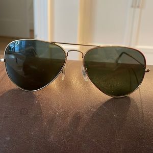 EUC Ray-Ban Aviators (Gold Frame)